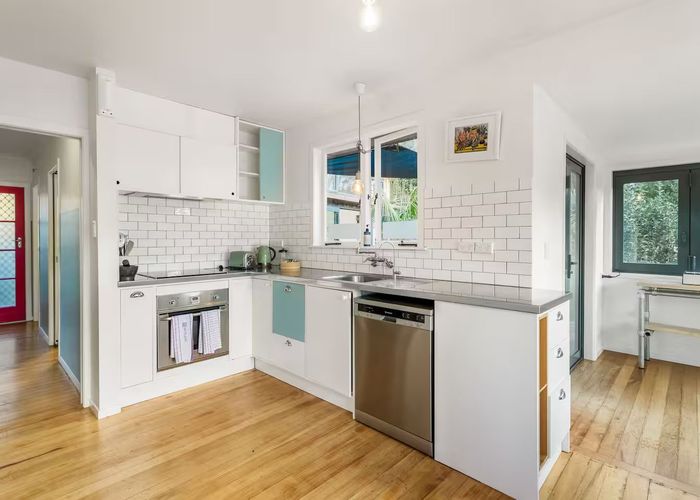  at 116 Holly Street, Avondale, Auckland City, Auckland