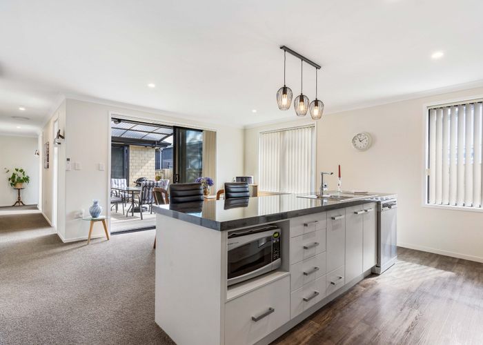  at 7 Capstan Close, Pyes Pa, Tauranga