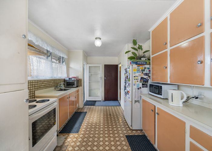  at 39 Hamill Road, Otara, Auckland