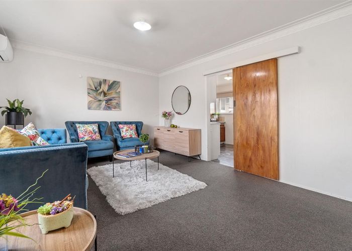  at 3/11 Waipuna Road, Mount Wellington, Auckland