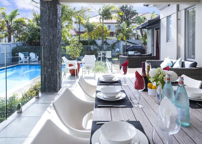  at 43 Manor Park, Sunnyhills, Auckland