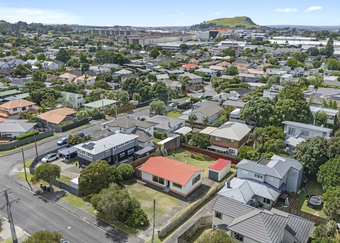  at 14 Whites Way, Ellerslie, Auckland City, Auckland