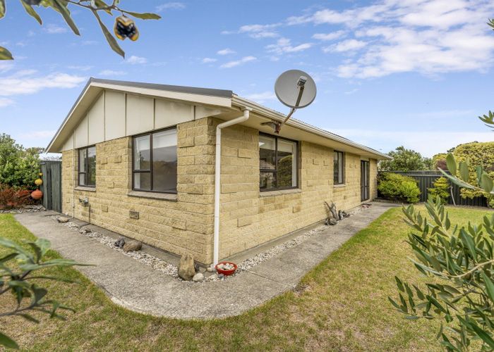  at 44 Norfolk Crescent, Otaki Beach, Otaki