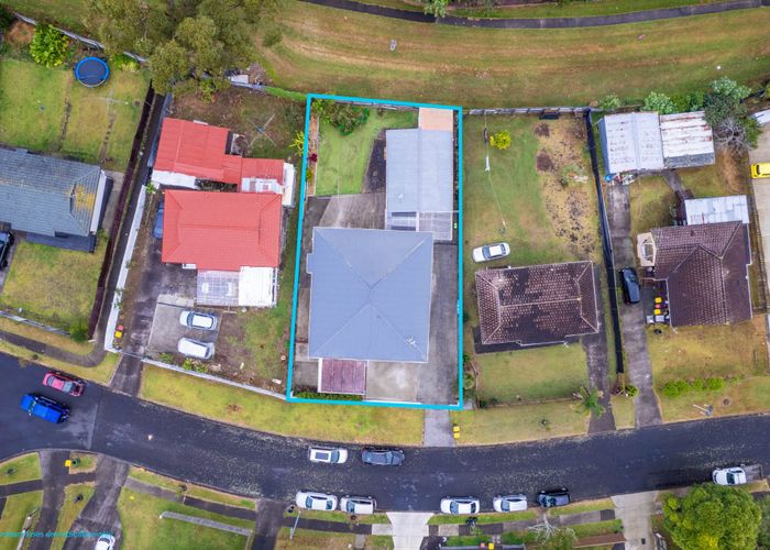  at 11 Caserta Place, Clover Park, Manukau City, Auckland