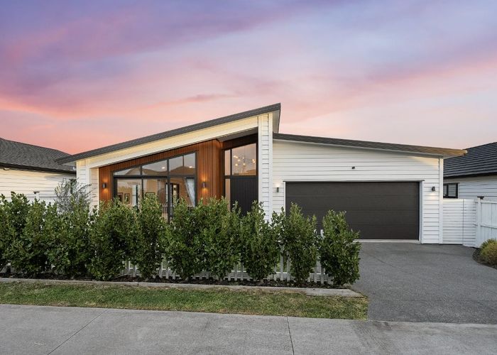  at 56 Siren Street, Wainui, Wainui