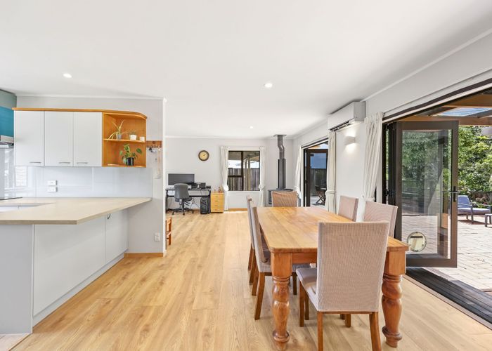  at 18 Janome Place, Bucklands Beach, Manukau City, Auckland