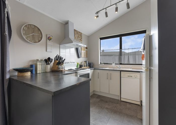  at 19 McLeavey Drive, Kelvin Grove, Palmerston North