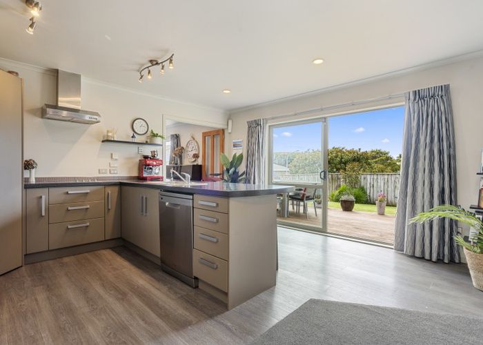  at 14 Maple Crescent, Whalers Gate, New Plymouth