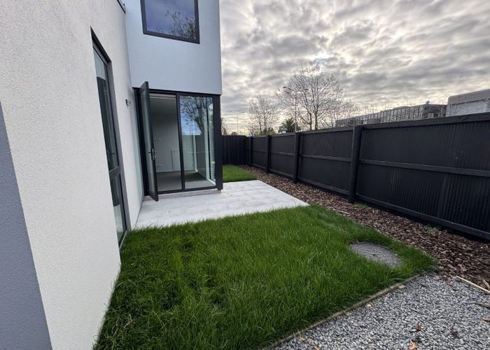  at 15/55 Opawa Road, Waltham, Christchurch City, Canterbury