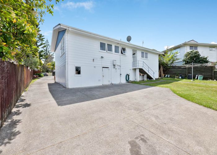 Free property data for 180 Drive, Torbay, Auckland homes.co.nz