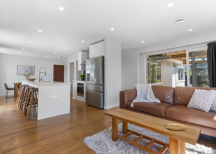  at 25 O'Donn Avenue, Beach Haven, Auckland