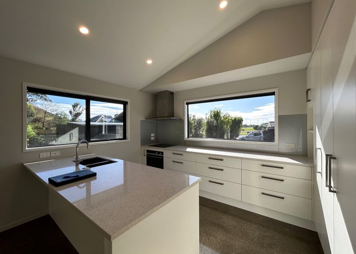  at 67 Oak Road, Poraiti, Napier