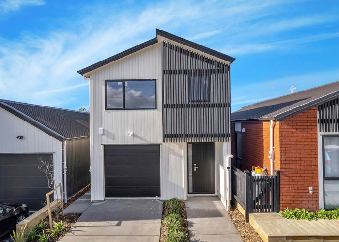  at 38 Paretao Street, Massey, Waitakere City, Auckland
