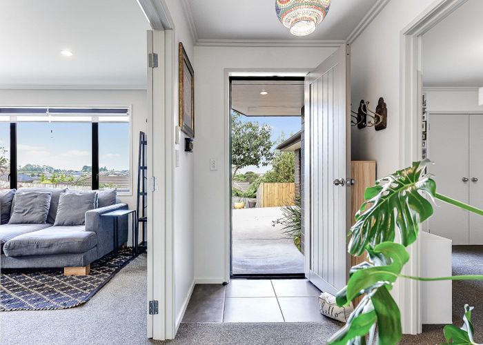  at 7 Swan Lane, Huntington, Hamilton