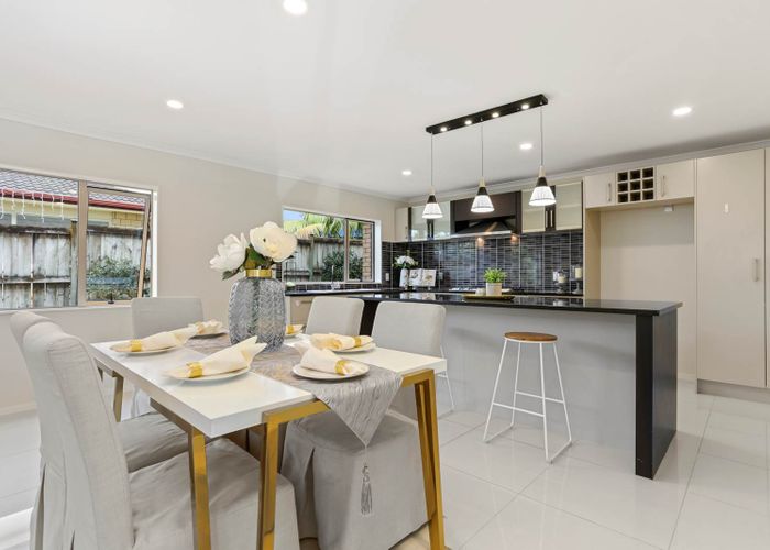  at 20 Elwyn Close, Flat Bush, Auckland