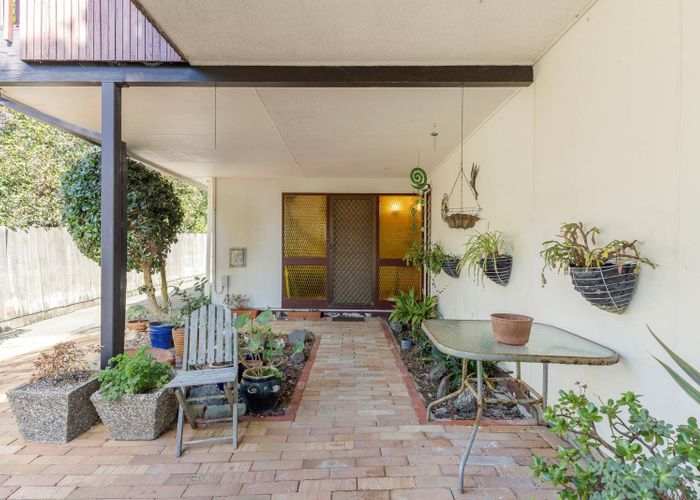  at 2/65 Knights Road, Rothesay Bay, Auckland