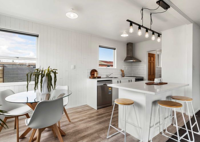  at 55 Larnoch Road, Henderson, Waitakere City, Auckland