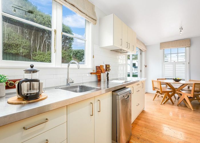  at 25 Bombay Street, Ngaio, Wellington, Wellington