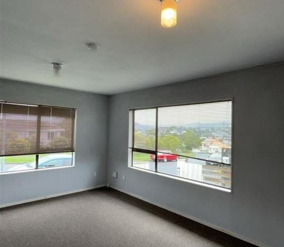  at 1/7 Jasmine Grove, Maungaraki, Lower Hutt, Wellington