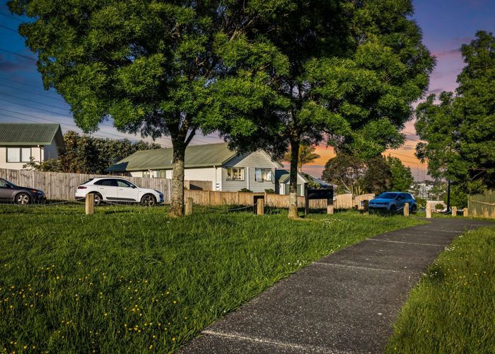  at 11 Killygordon Place, Massey, Waitakere City, Auckland