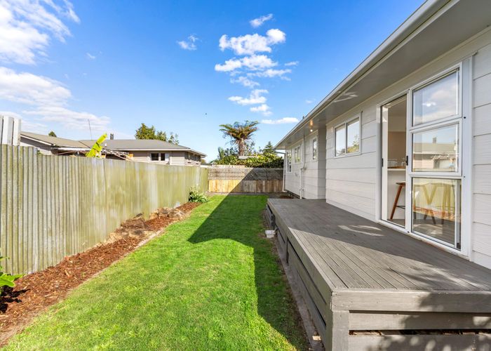  at 2/18 Harper Street, Papakura, Papakura, Auckland