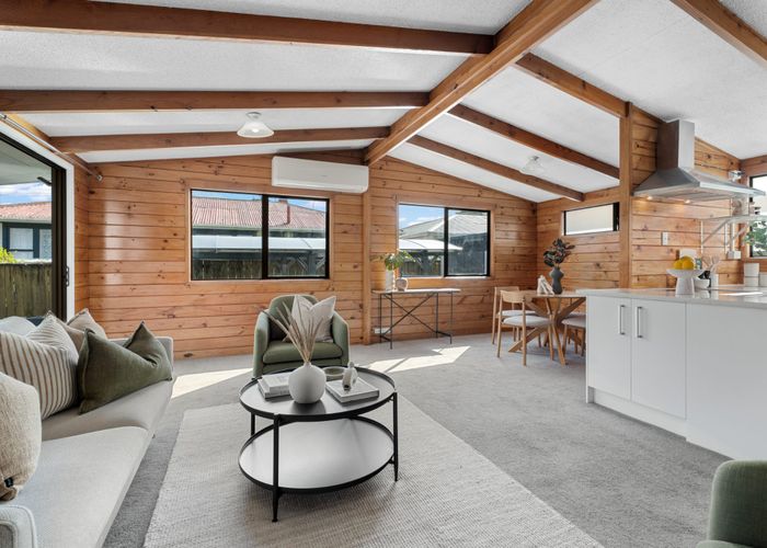 at 49A Larnoch Road, Henderson, Waitakere City, Auckland