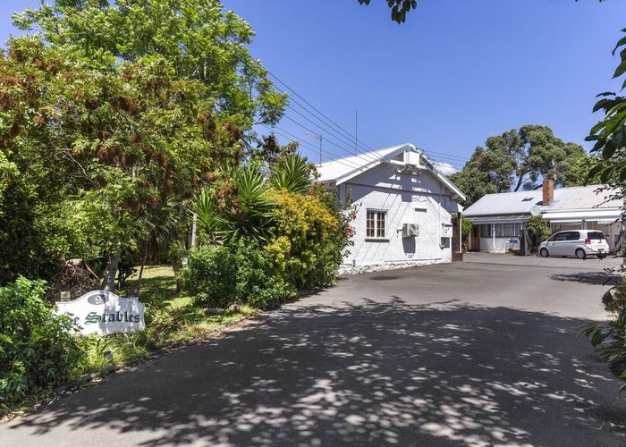  at 2/9 August Place, Greenlane, Auckland City, Auckland