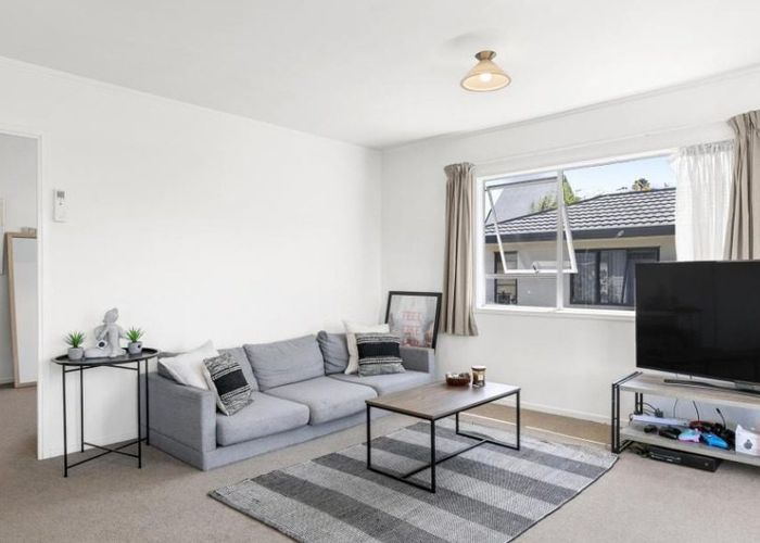  at 4/75 Taumata Road, Sandringham, Auckland City, Auckland