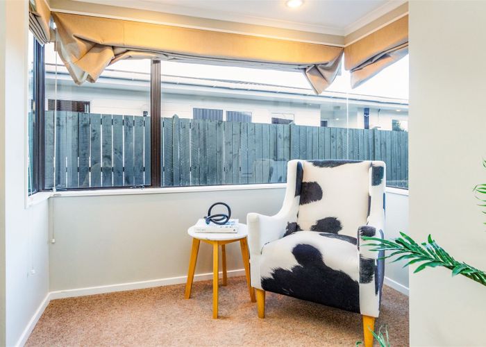  at 100 John F Kennedy Drive, Milson, Palmerston North