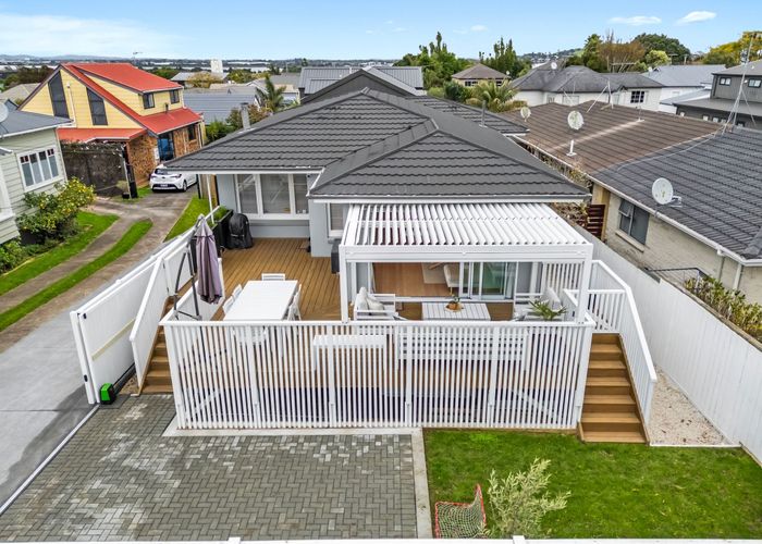  at 137 Grey Street, Onehunga, Auckland City, Auckland