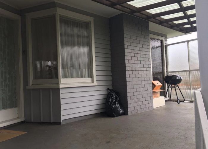  at 8 Dickey street, New Windsor, Auckland City, Auckland