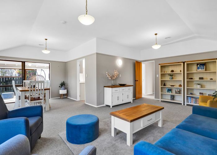 at 102 Barrett Road, Whalers Gate, New Plymouth