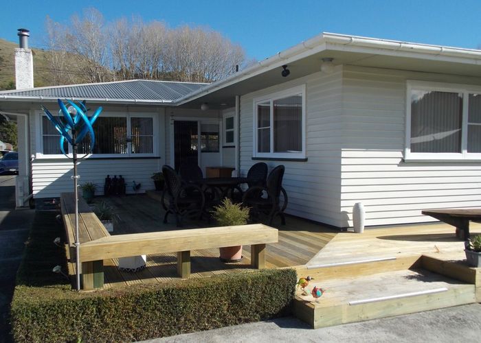  at 16 Ongo Road, Hunterville