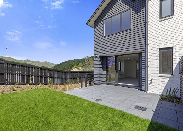  at 39 Turtleback Avenue, Whitby, Porirua, Wellington