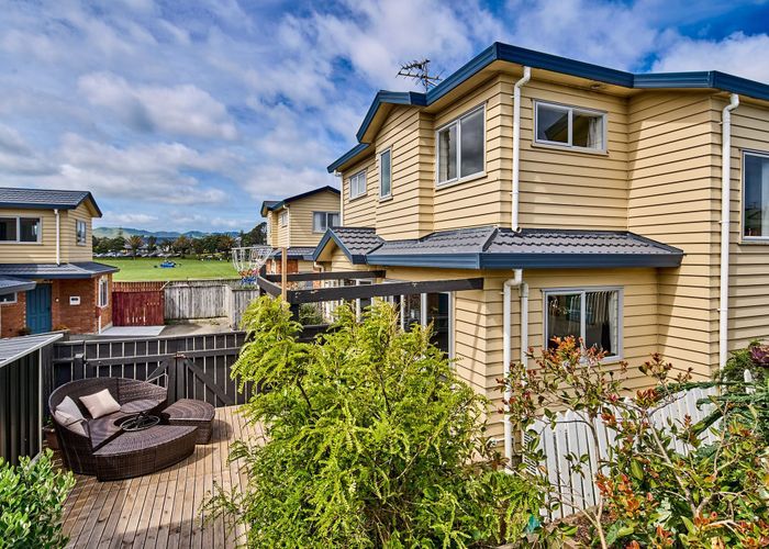  at 10 Pohutukawa Grove, Titahi Bay, Porirua, Wellington