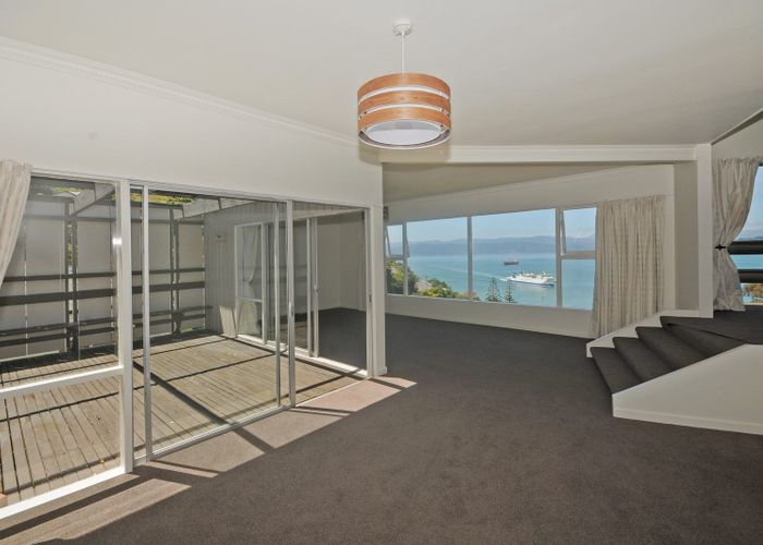  at 1/82 Barnard Street, Wadestown, Wellington