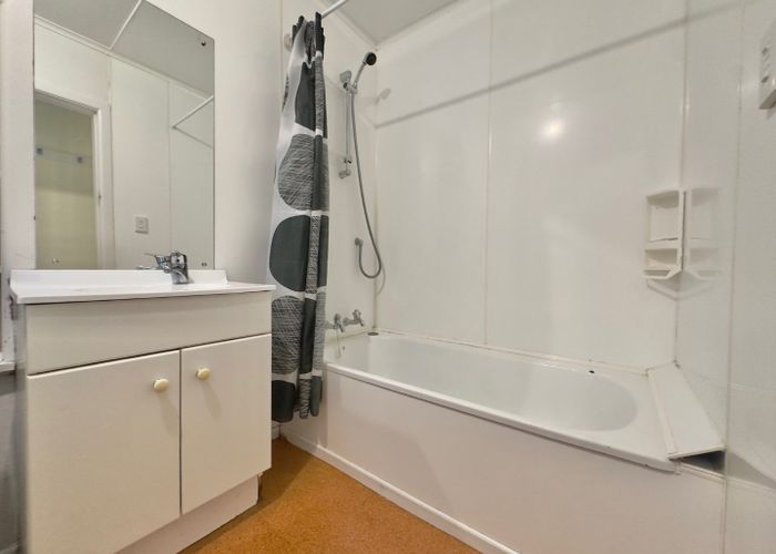  at 23 Raroa Road (Lower), Kelburn, Wellington, Wellington