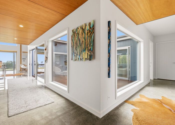  at 127 Highland Drive, Acacia Bay, Taupo, Waikato