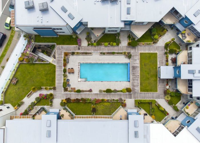  at 21/4 Seaview Road, Paraparaumu Beach, Kapiti Coast, Wellington