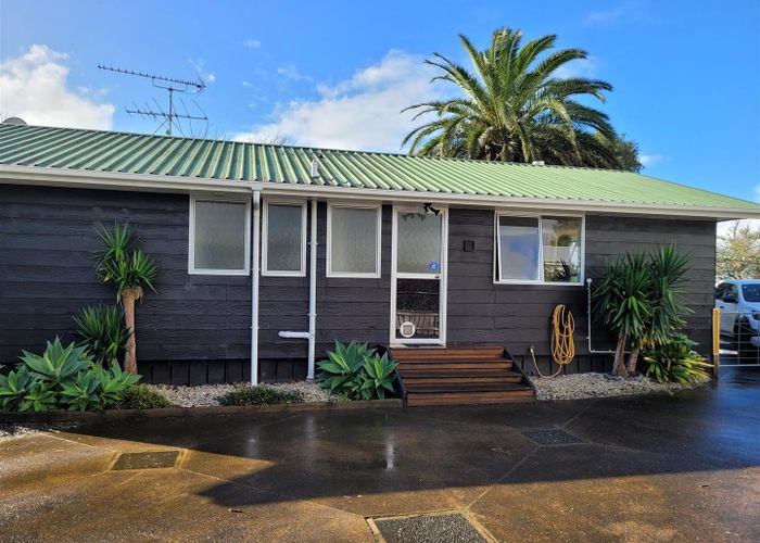  at 5 Monument Road, Papakura