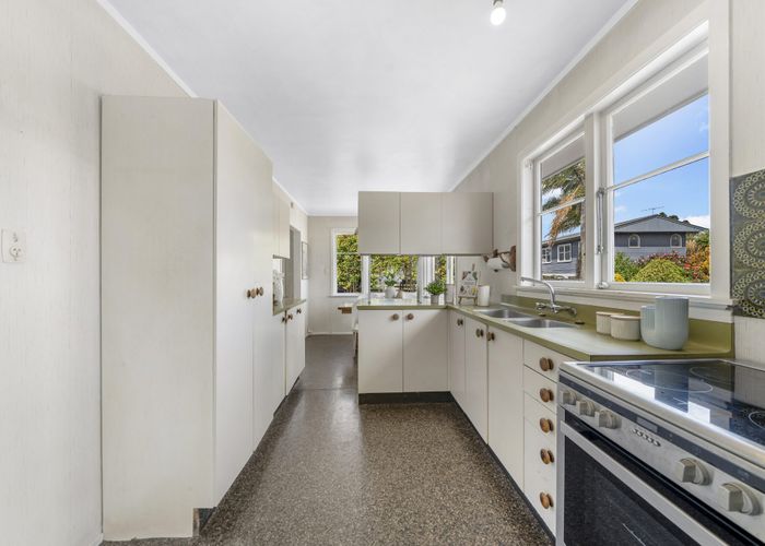  at 29 Swan Crescent, Pakuranga, Manukau City, Auckland