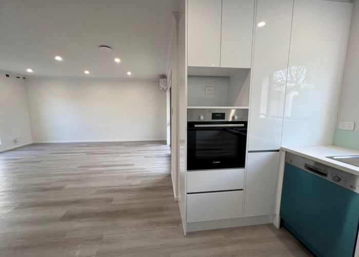  at 4/27 Wentworth Avenue, Papatoetoe, Manukau City, Auckland