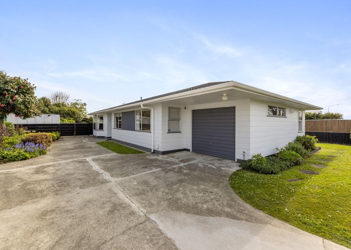  at 104 Fairs Road, Milson, Palmerston North