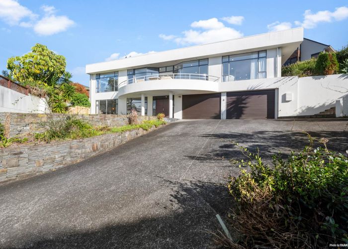  at 8 Bragato Place, Chatswood, Auckland