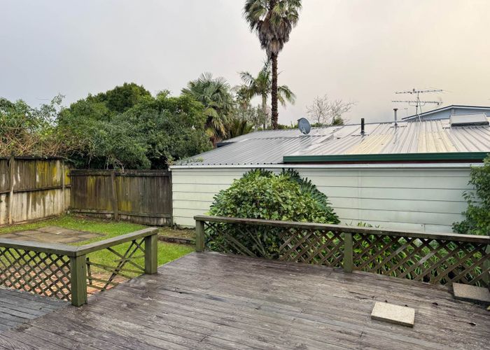  at 16 Navarre Road, Glendowie, Auckland City, Auckland
