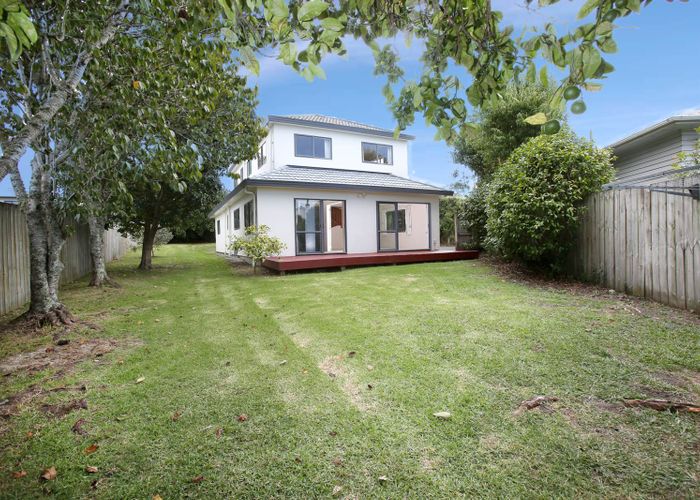  at 3A Glenvil Lane, Te Atatu Peninsula, Auckland