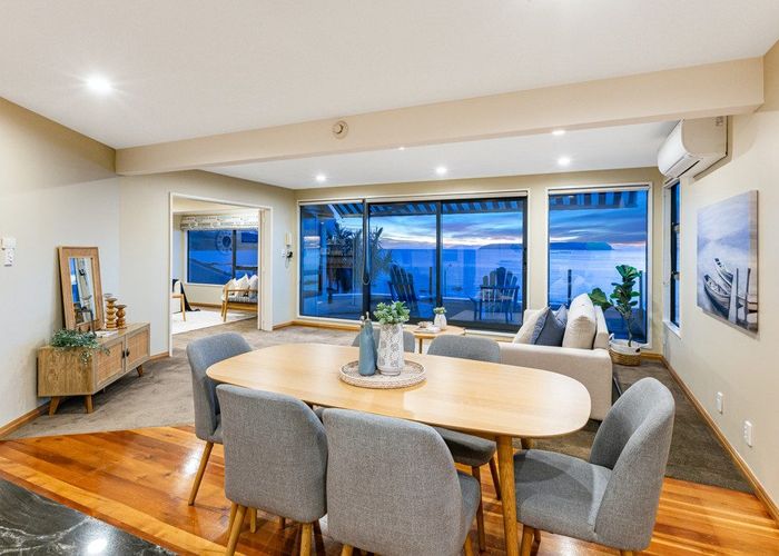  at 24 Sunset Parade, Plimmerton, Porirua, Wellington