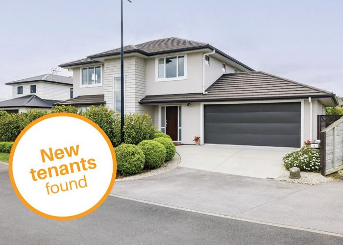  at 3 Paritai Place, Flagstaff, Hamilton