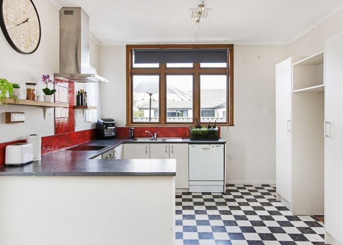  at 923 Nelson Street North, Mahora, Hastings