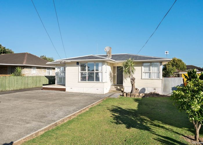  at 3 Wakefield Road, Favona, Auckland